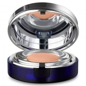 La Prairie Skin Caviar Essence-In-Foundation Broad Spectrum SPF 25